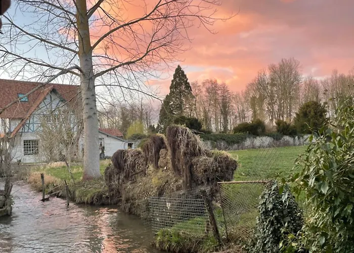 Gite Pieds Dans L Epte Pret De Giverny